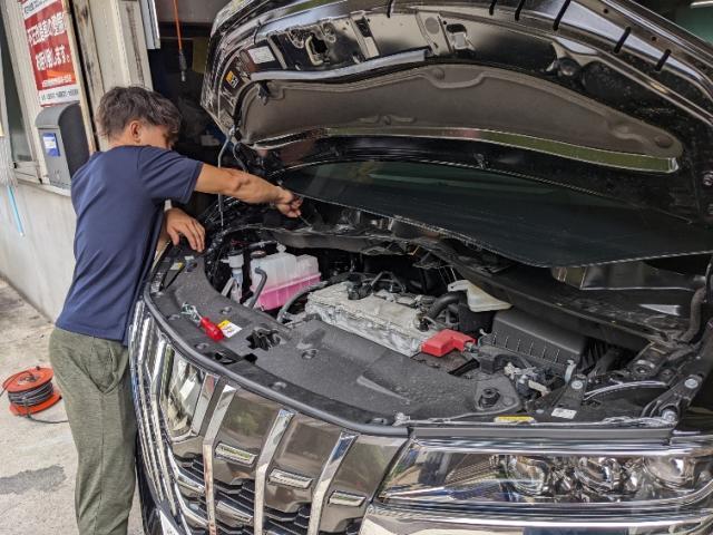 トヨタ　アルファード　車高調取付　テイン