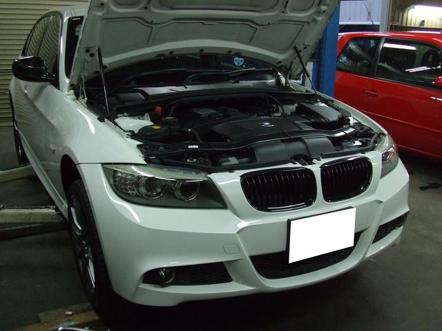 BMW  　320i 　 PG20     12ヶ月点検　法定点検　オイル交換　エレメント交換　ワコーズプロステージS　　茅ヶ崎　寒川