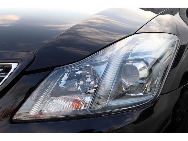 トヨタ クラウンアスリート GRS204 ヘッドライト交換