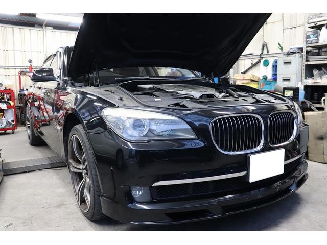 BMW   750i 4,4     KA44 　 車検　車検整備　24か月点検　エンジンオイル交換　ブレーキオイル交換　継続車検　茅ヶ崎