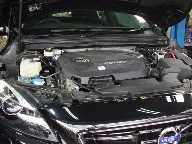 ボルボ　Ｖ４０　ＭＢ４１６４Ｔ　車検　継続車検　車検点検整備　法定２４ヶ月点検
各所整備　湘南　茅ヶ崎