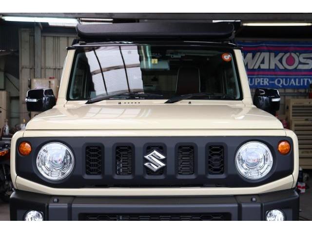 SUZUKI　 Jimny　スズキ　ジムニー　JB64W　カスタム　オーバーフェンダー塗装
リヤゲートカバー　同色ペイント　ホイール交換　　フロントグリル交換　ウインカーポジション配線　施工　カスタムショップ　湘南　茅ヶ崎　藤沢