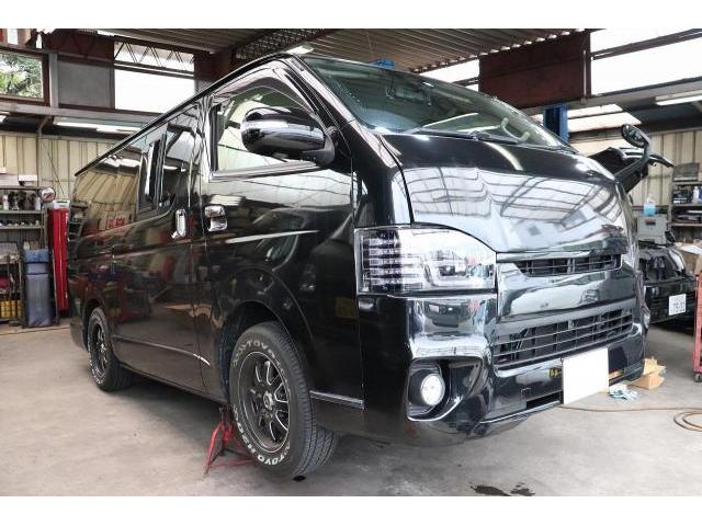 トヨタ ハイエース TRH200V ショックアブソーバー 持込 交換 トヨタ ハイエース TRH200V ショックアブソーバー 持込 交換