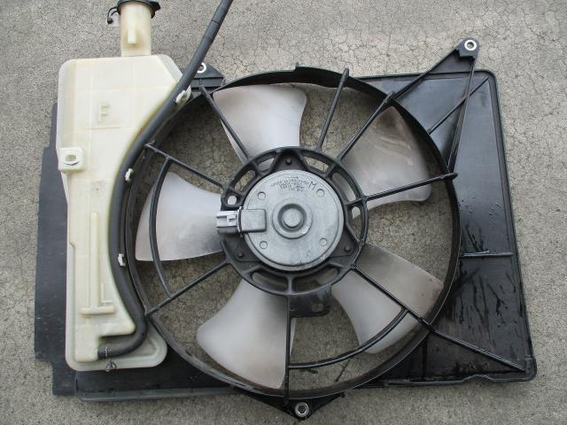 トヨタ プロボックス NCP58G 1NZ ラジエーターファンモーター異 トヨタ プロボックス NCP58G 1NZ ラジエーターファンモーター異