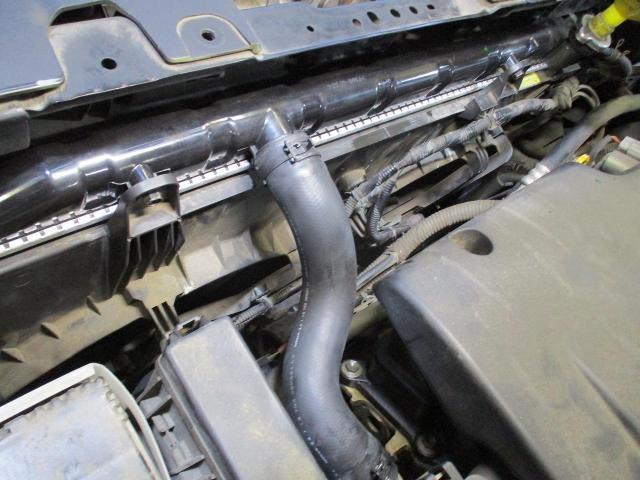 日産　ムラーノ　PZ50 　VQ35DE　ブレーキキャリパー　オーバーホール　固着　引きずり　ディスクブレーキ
ブレーキパット交換　ラジエーター水漏れ　ラジエーター交換　湘南　茅ヶ崎市　スズキファクトリー　