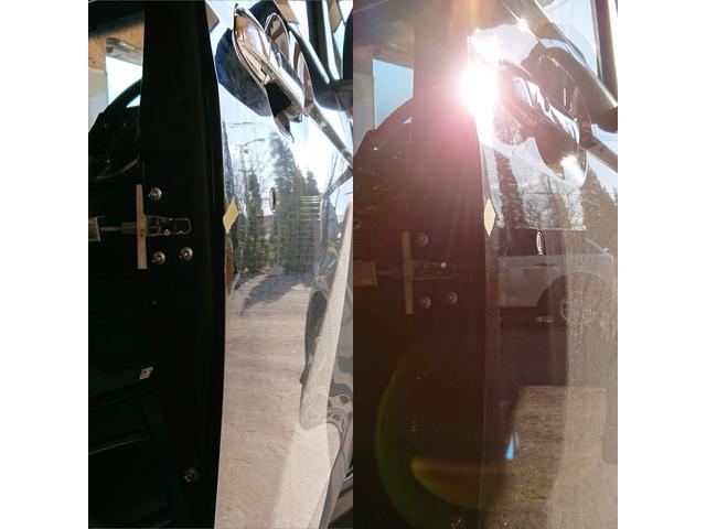 ホンダ N-BOXのフロントドアのパネル端が当たって曲がった所のデントリペア