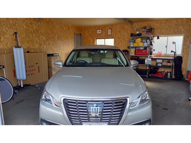 トヨタ クラウンハイブリッドのトランクドアの凹みのデントリペア