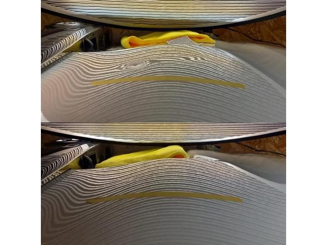 トヨタ ノアのバックドアパネルの鋭角なへこみのデントリペア