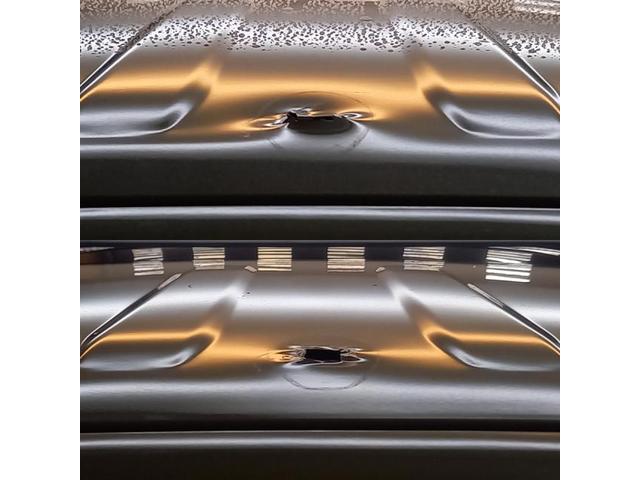 トヨタ ヴェルファイアのルーフパネルのへこみのデントリペア