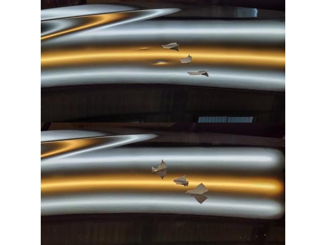 ホンダ ヴェゼルのボンネットにできた3箇所のえくぼのへこみのデントリペア