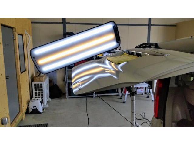 ホンダ N-BOXのバックドアの大きなへこみのデントリペア