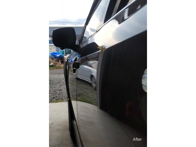 スバル フォレスターのリアドアのドアパンチのへこみのデントリペア