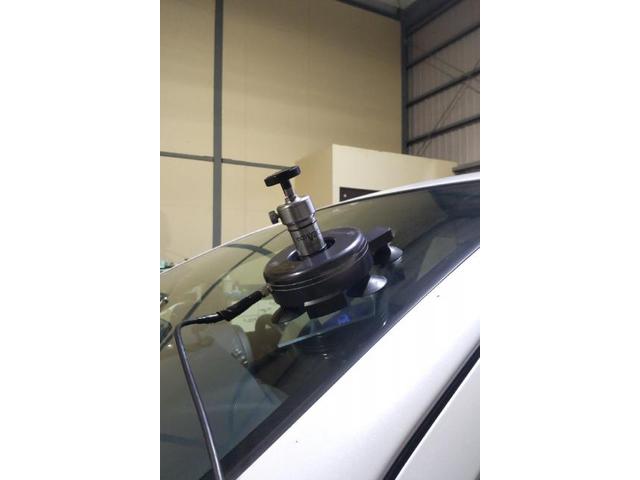 トヨタ ヴィッツのフロントガラスのウィンドリペア