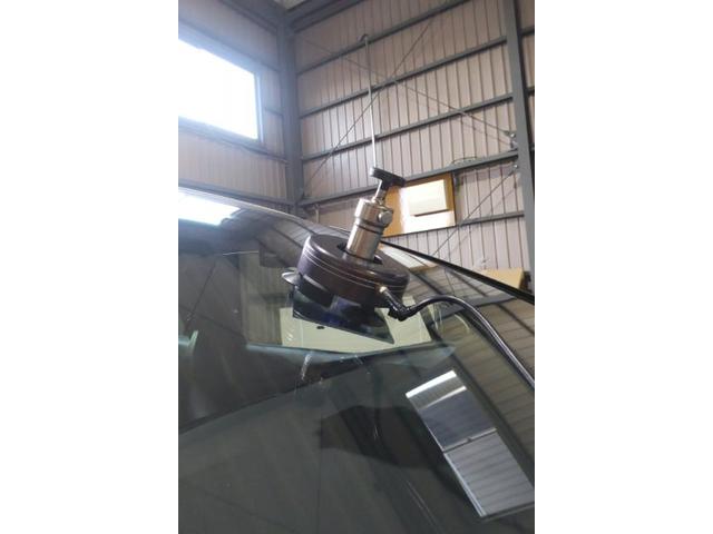 トヨタ プリウスのフロントガラスのウィンドリペア