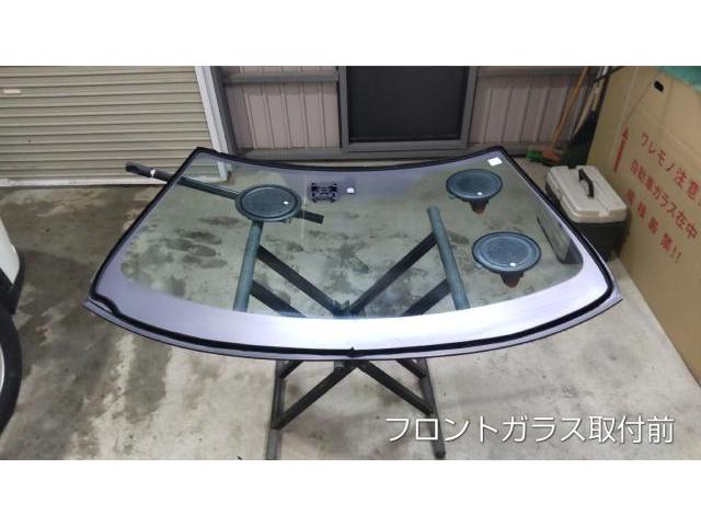 日産 エクストレイルのフロントガラス交換