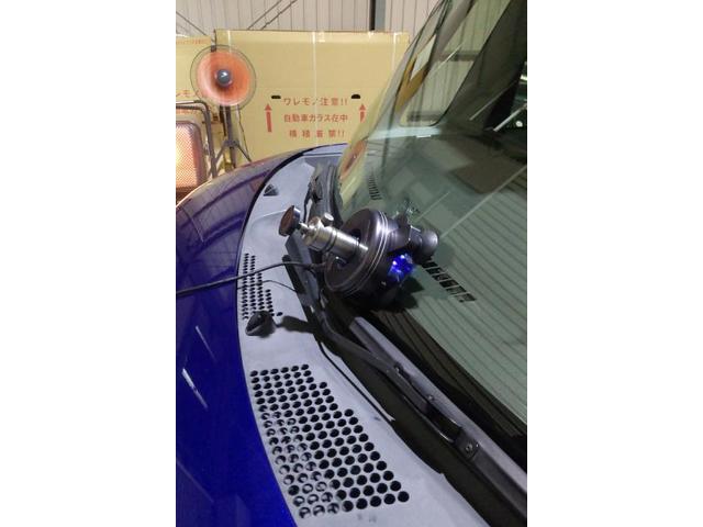 ダイハツ タントのフロントガラスの飛び石が当たって割れたヒビのウィンドリペア