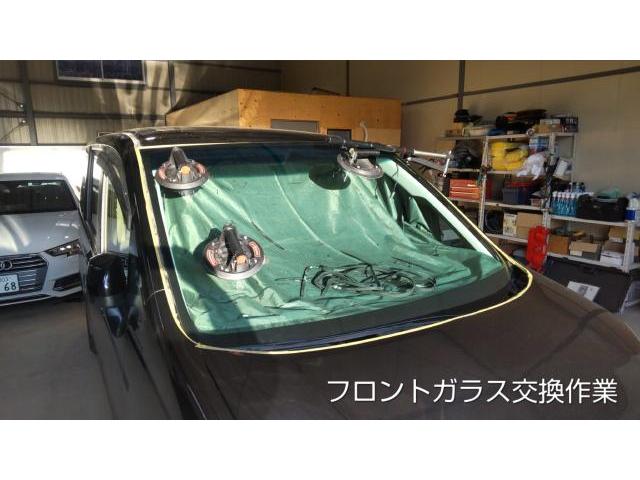 ホンダ ステップワゴンのフロントガラス交換