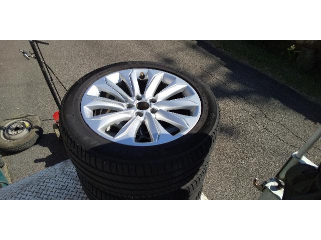 佐久市 AudiA4 ホイール交換 パンク修理 245/45R18 