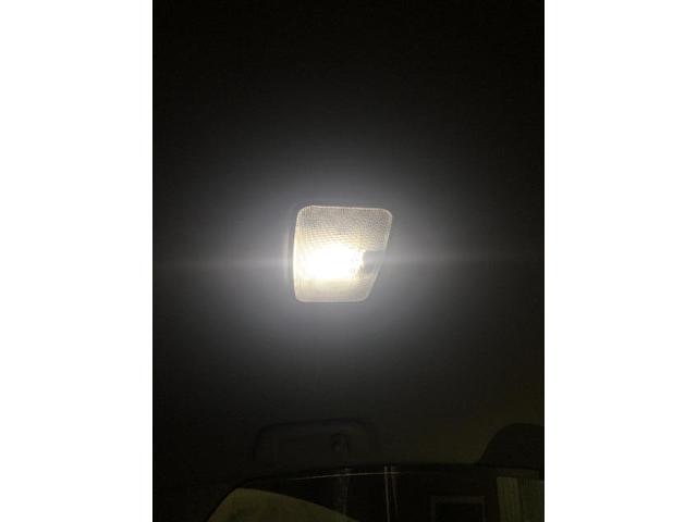 トヨタ 30 プリウス ルームランプ交換 LED
