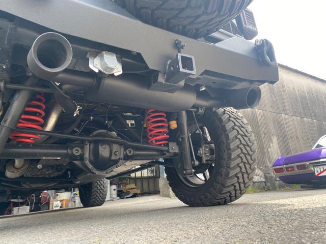 JEEP ラングラー テールランプガード 加工 取り付け マフラー交換