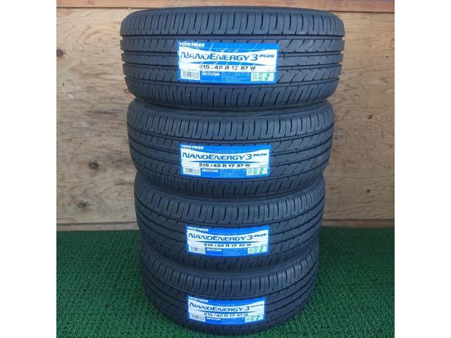 トヨタ プリウス 215/45R17 17インチ持ち込みタイヤ交換 車好 トヨタ プリウス 215/45R17 17インチ持ち込みタイヤ交換 車好