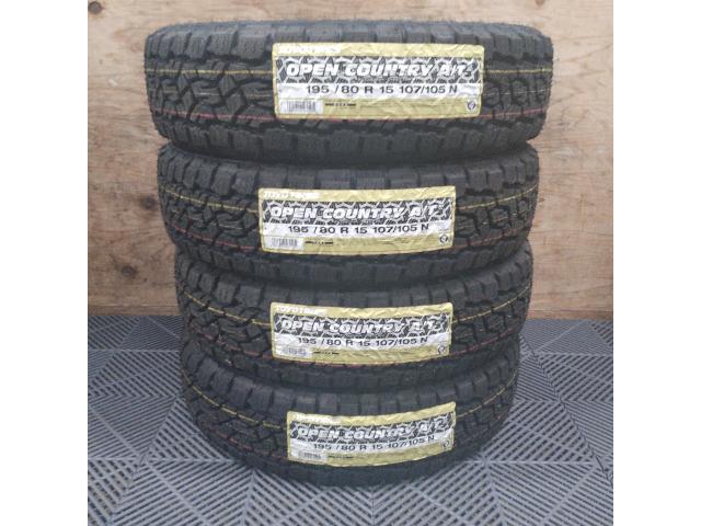 15インチ持ち込みタイヤ交換 トヨタ　ハイエース　195/80R15 石岡市タイヤ交換　茨城持ち込みタイヤ交換歓迎店