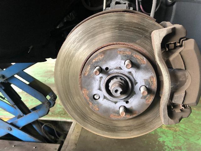 トヨタ  ウィッシュ ハブボルト交換