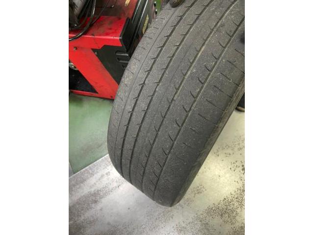 ヴェルファイア　持ち込みタイヤ交換