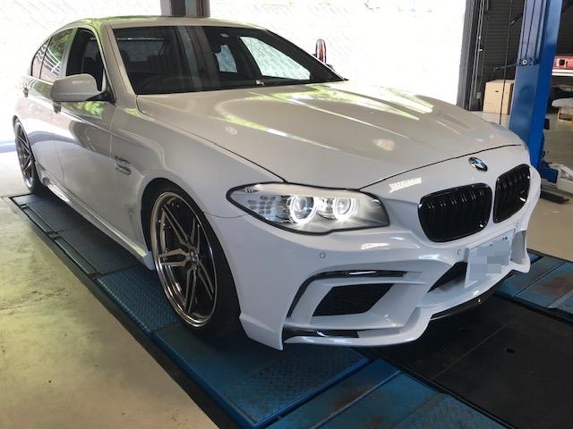 ＢＭＷ　Ｆ１０　５２８ｉ　５シリーズ　ＦＲ３０　ヘッドライトモジュール交換　部品持込み　広島市　安佐北区　三入　可部　勝木　亀山　高陽　深川　白木　向原　上根　吉田　安芸高田　安佐南区　八木　緑井　川内　古市　高取　沼田　