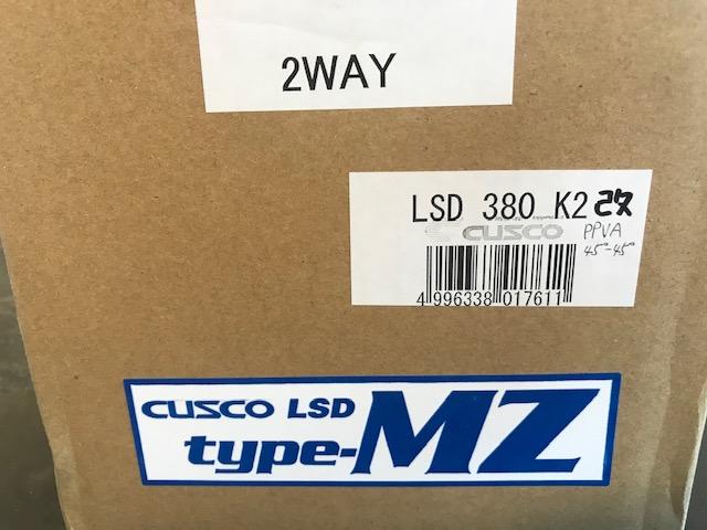 マツダ　ＮＢ８Ｃ　ロードスター　ターボ　ＬＳＤ取付け　部品持込み取付け　クスコ　タイプＭＺ　機械式デフ　デフＯ／Ｈ　ＮＡ６ＣＥ　ＮＡ８Ｃ　ＮＢ６Ｃ　ＮＣＥＣ　ＮＤ５ＲＣ　広島市　安佐北区　三入　足回り交換　アライメント調整　１Ｇ締め　　　　