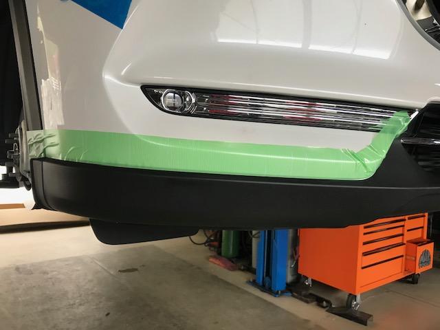 マツダ KG2P CX-8 フロントリップスポイラー取付け 広島市