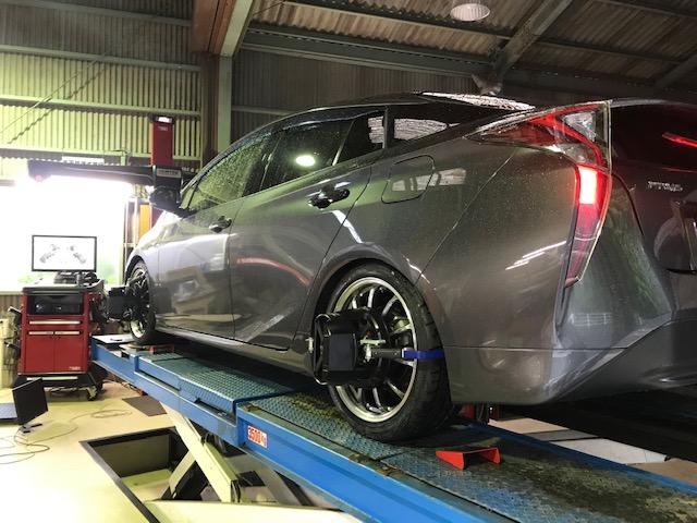 ZVW50 プリウス ダウンサス取付け ブッシュ1G締め直し 四 ZVW50 プリウス ダウンサス取付け ブッシュ1G締め直し 四
