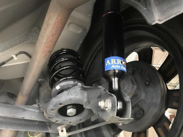ダイハツ LA600S タント 車高調取付け ブッシュ1G締め ダイハツ LA600S タント 車高調取付け ブッシュ1G締め