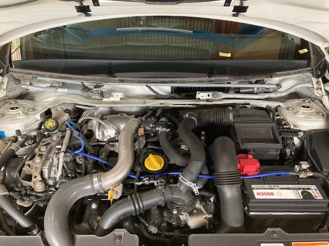 ルノー ルーテシア 車高調取付け ブッシュ1G締め直し 4輪