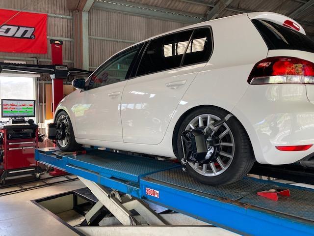 フォルクスワーゲン ゴルフⅥ 車高調取付け ブッシュ1G締め フォルクスワーゲン ゴルフⅥ 車高調取付け ブッシュ1G締め