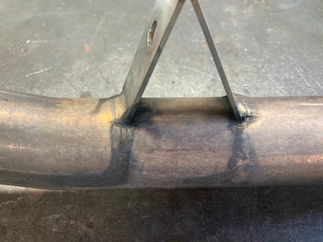 ZN6 86 フロントパイプクラック溶接 排気漏れ修理 チタン ZN6 86 フロントパイプクラック溶接 排気漏れ修理 チタン