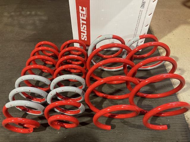 AZSH35 クラウンクロスオーバー ダウンサス取付け AZSH35 クラウンクロスオーバー ダウンサス取付け
