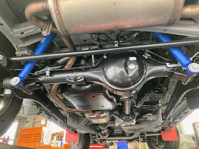 JB74W ジムニーシエラ ショックアブソーバー交換 JB74W ジムニーシエラ ショックアブソーバー交換