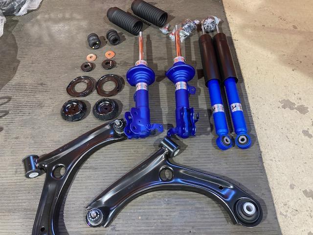 MK53S スペーシアカスタム 足回りリフレッシュ ショック MK53S スペーシアカスタム 足回りリフレッシュ ショック