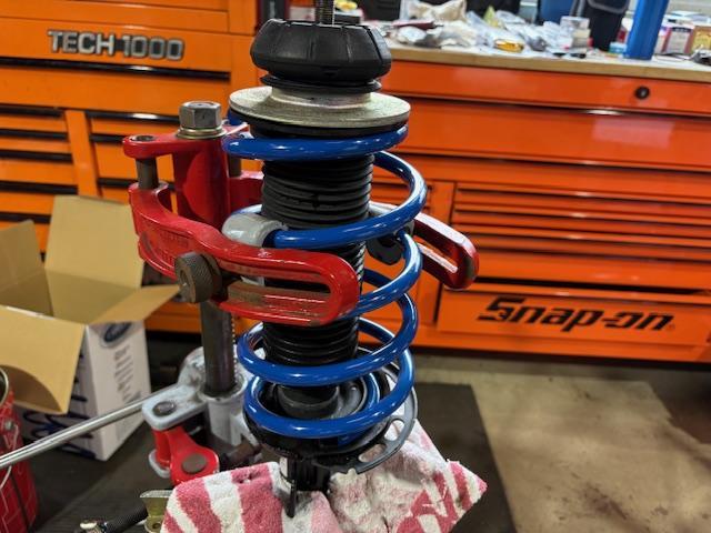 ＷＥＢ３Ｓ　フロンクス　ダウンサス取付け　ブッシュ１Ｇ締め　４輪アライメント調整　光軸調整【広島　安佐北区　安佐南区　西区　東区　南区　中区　安芸区　佐伯区　安芸高田　東広島　西条　呉　三原　福山　岡山　山口　島根　アライメント安い】