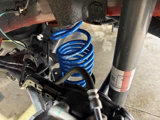 ＷＥＢ３Ｓ　フロンクス　ダウンサス取付け　ブッシュ１Ｇ締め　４輪アライメント調整　光軸調整【広島　安佐北区　安佐南区　西区　東区　南区　中区　安芸区　佐伯区　安芸高田　東広島　西条　呉　三原　福山　岡山　山口　島根　アライメント安い】