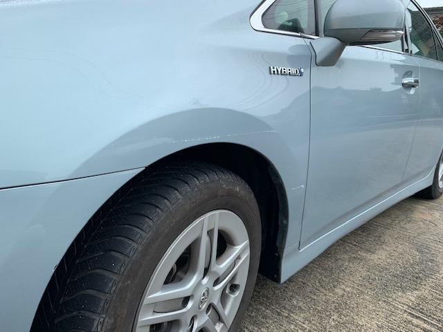 トヨタ　ＳＡＩ　ＡＺＫ10の左側面の傷修理 鈴鹿