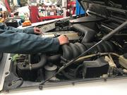 車の心臓、エンジン関連部品の修理・整備を行っております