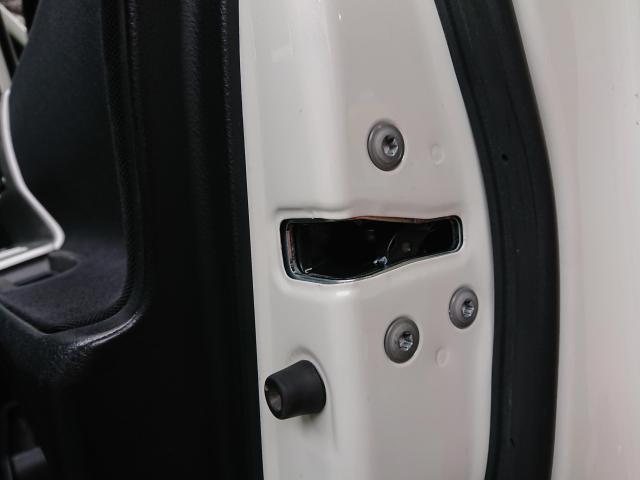 トヨタ ノア ZRR70 ドアロックアクチュエーター交換 堺市 美原区