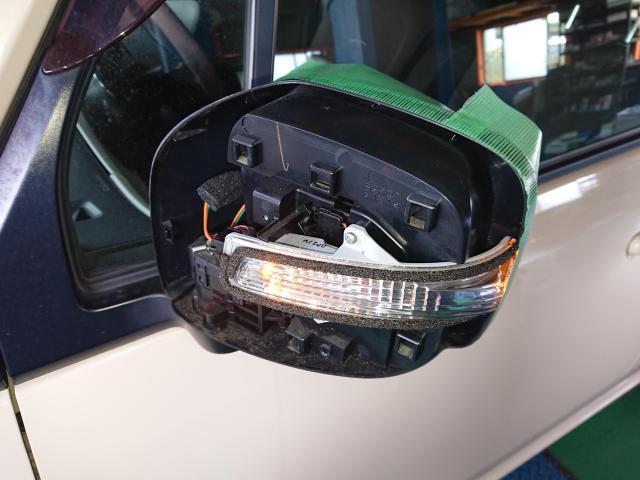 スズキ ＭＲワゴン MF33S 左ドアウィンカー交換 堺市 美原区