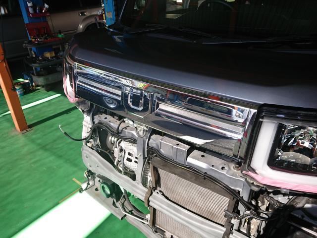 ダイハツ ウェイク LA700S グリル交換 ホーン取付　堺市　美原区