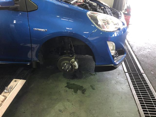 トヨタ　アクア　車検整備　名古屋市中川区