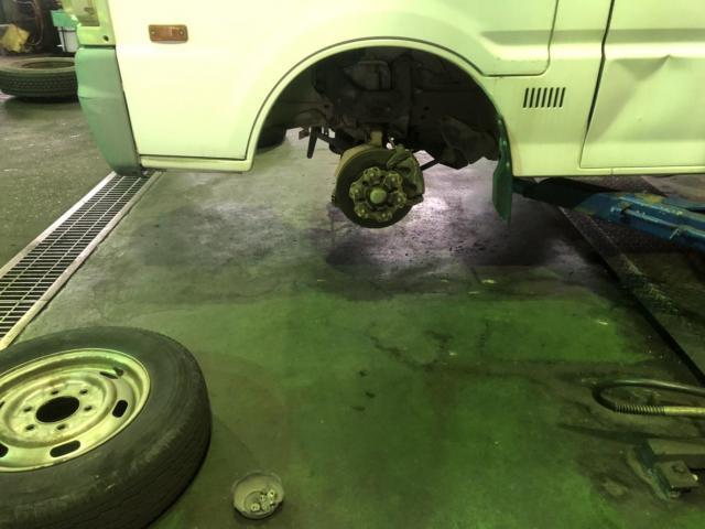 マツダ　ボンゴブローニィバン　車検整備　名古屋市中川区