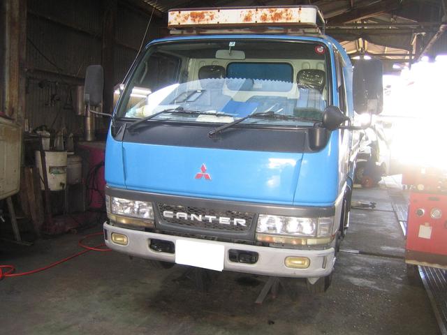 【三菱　キャンター　車検　オイル交換】車検　修理　点検　鈑金見積もりもお任せ下さい！
八代市　宇土市　宇城市　小川町　八代郡　氷川町　芦北町　津奈木町　水俣市　熊本市　人吉市、他の地域のお客様も大歓迎です！
