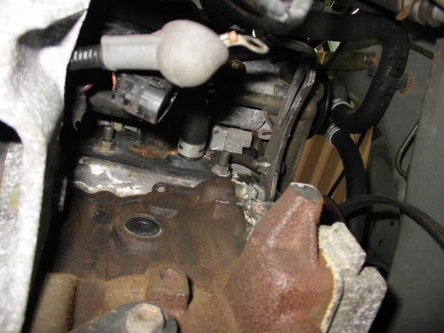 ダイハツ　ムーブ　オルタネータ交換　整備　修理を実施！！遠賀郡遠賀町周辺の車検・整備・修理・ナビ取付・タイヤ取付など、お車の事ならお気軽にご相談下さい！！！